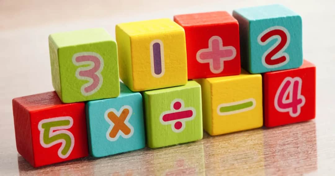 Zajęcia kreatywne z matematyki, które uczą przez zabawę i radość